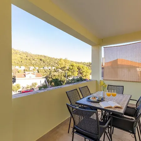 Near The Beach- Zen 2 Apartament