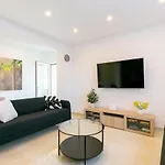 Near The Beach- Zen 2 Apartment Brna