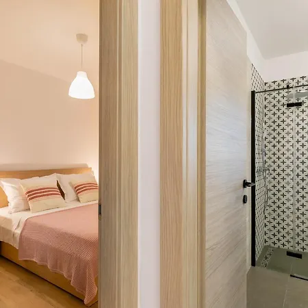 Near The Beach- Zen 2 * Brna