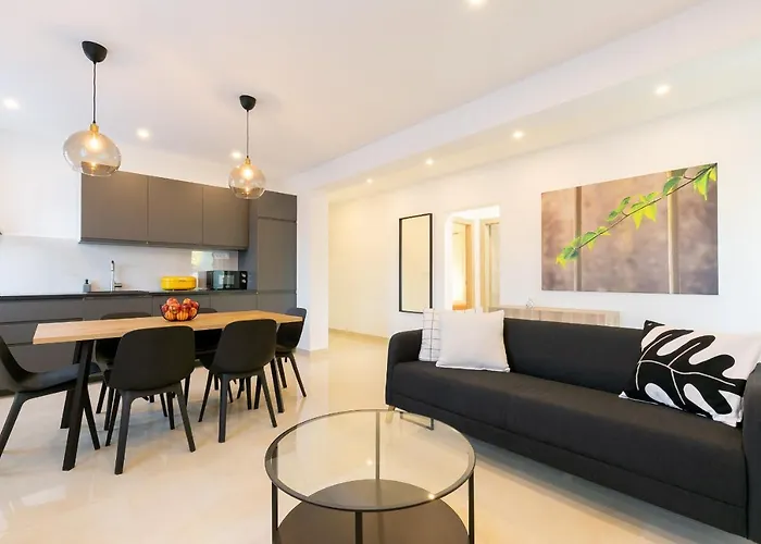 Near The Beach- Zen 2 Appartement *