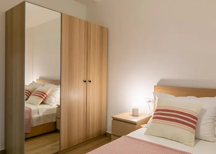 Near The Beach- Zen 2 * Brna