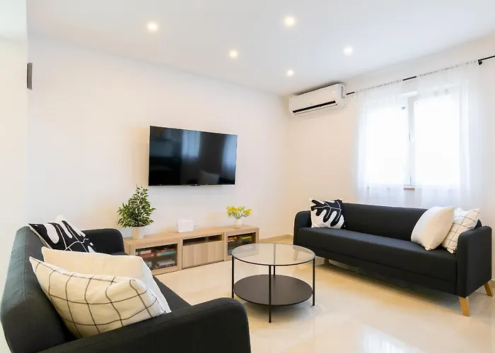 Near The Beach- Zen 2 *