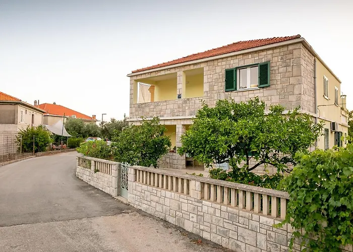 Near The Beach- Zen 2